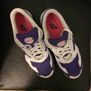 Nike Air Max2 Light, White/Black/Court Purple, Men’s Size 10.5